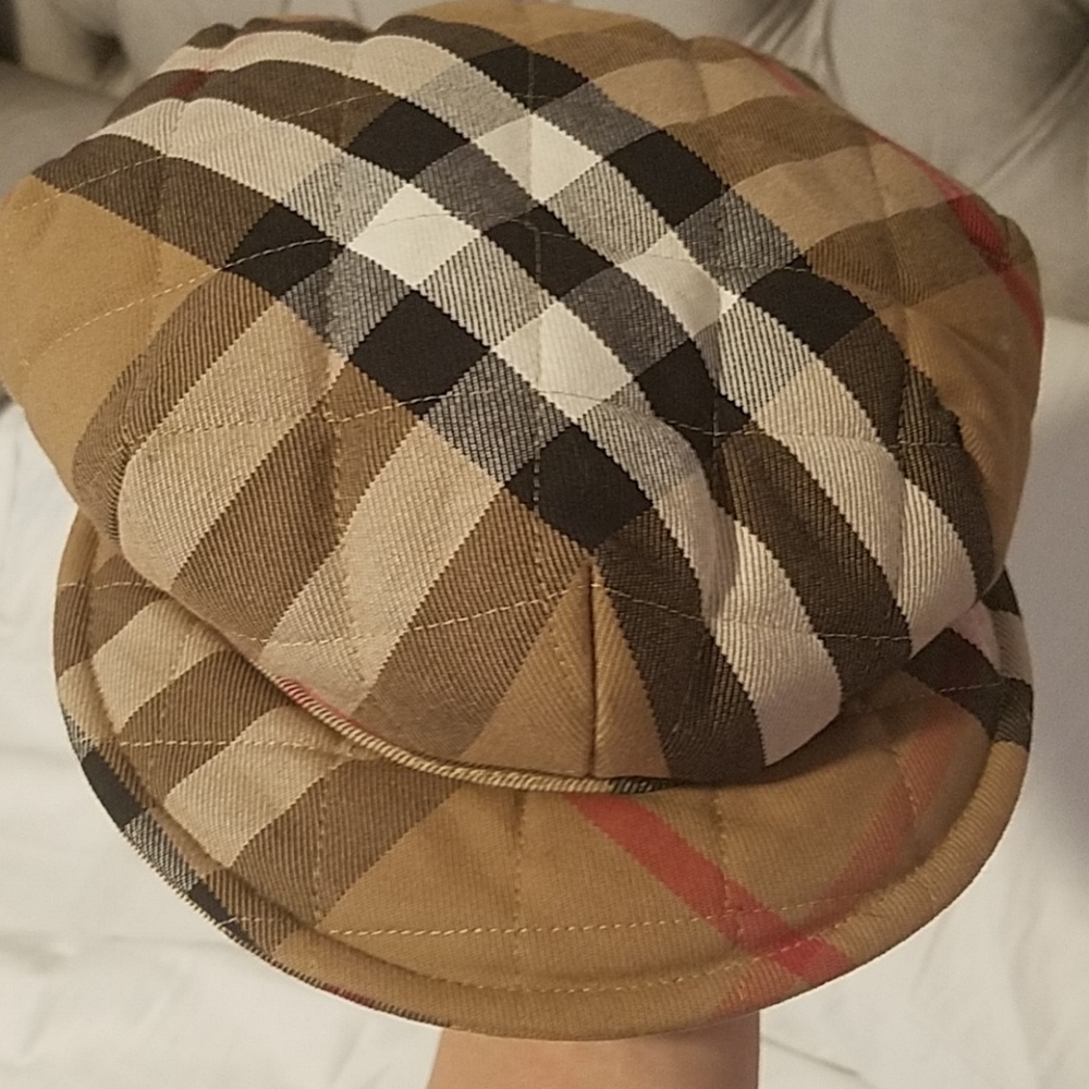 Burberry Tan Black White Plaid Newsboy Cap with Red Accent